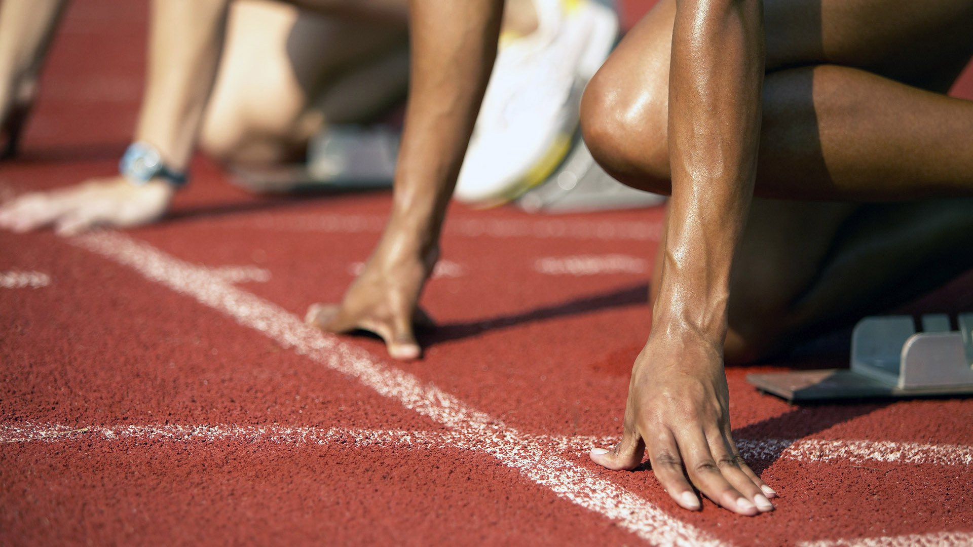 美国队接力配合默契表现完美，美国队接力赛