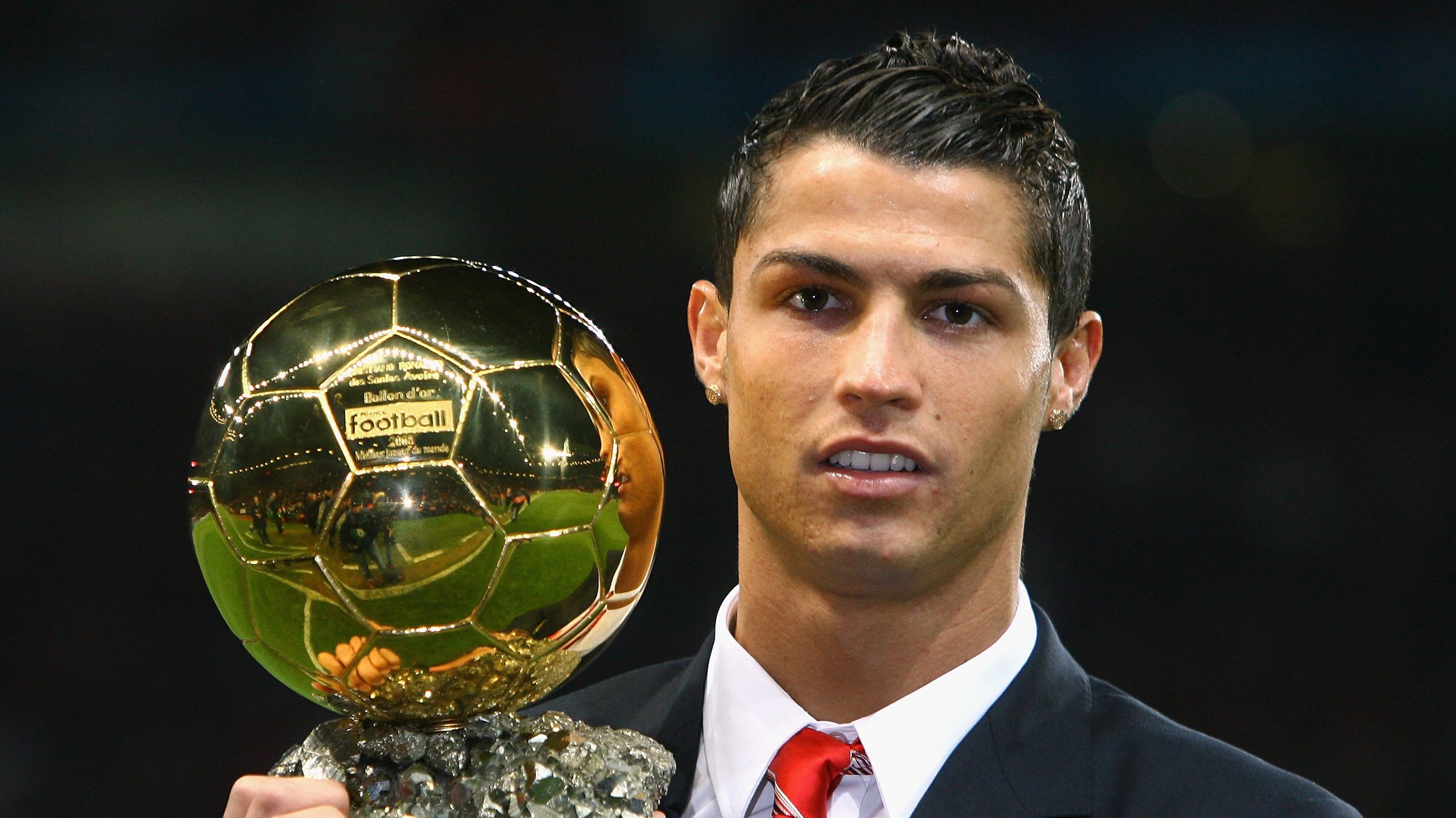 虚拟现实技术助力青少年学习足球战术，学习效率大幅提升，什么是虚拟足球