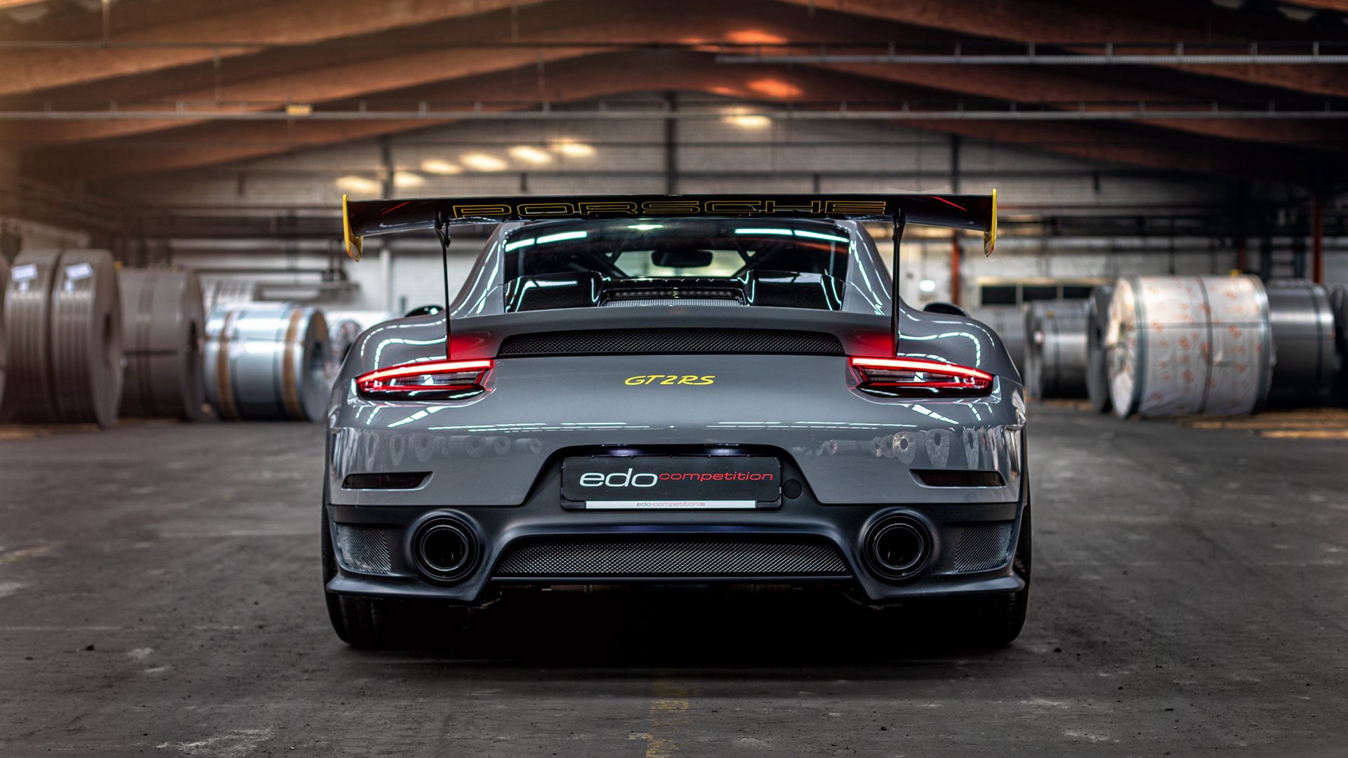 开云体育在线登入-曼联官宣新帅加盟，战术革新迎来曙光，曼联新球员名单